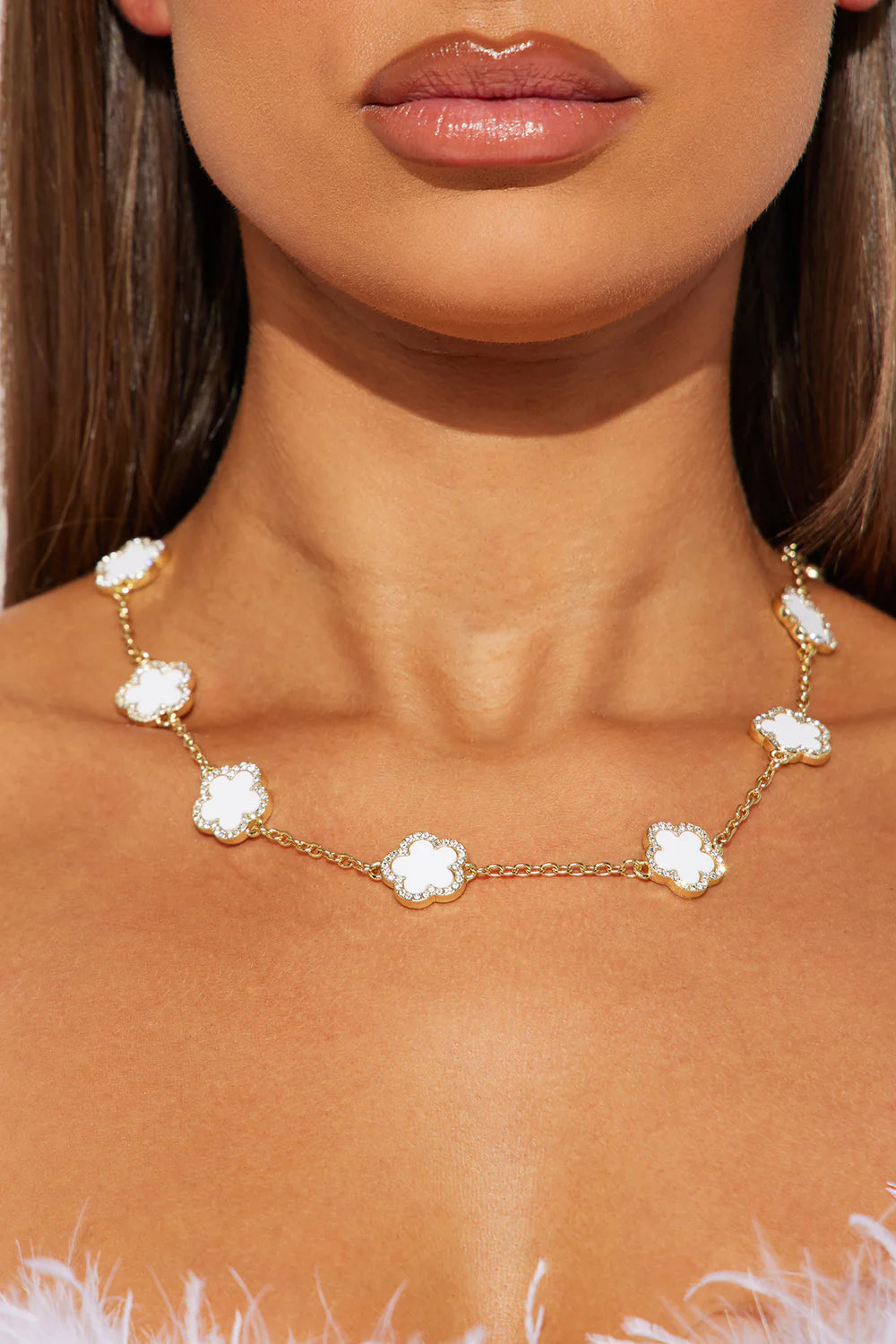 Snow Bloom Necklace