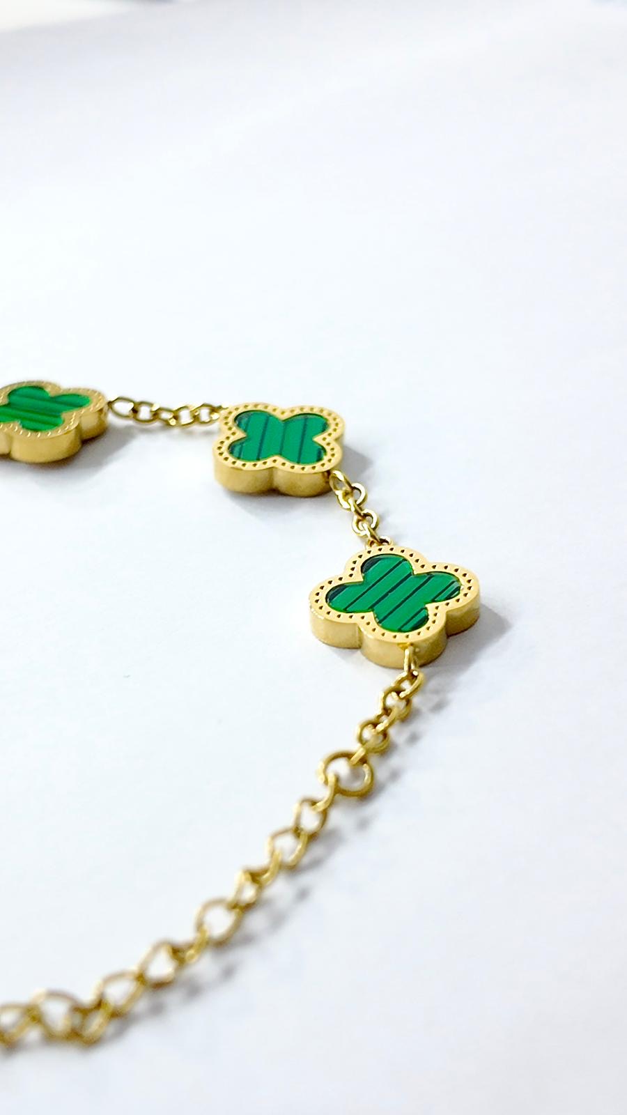 Presence Pearl Green