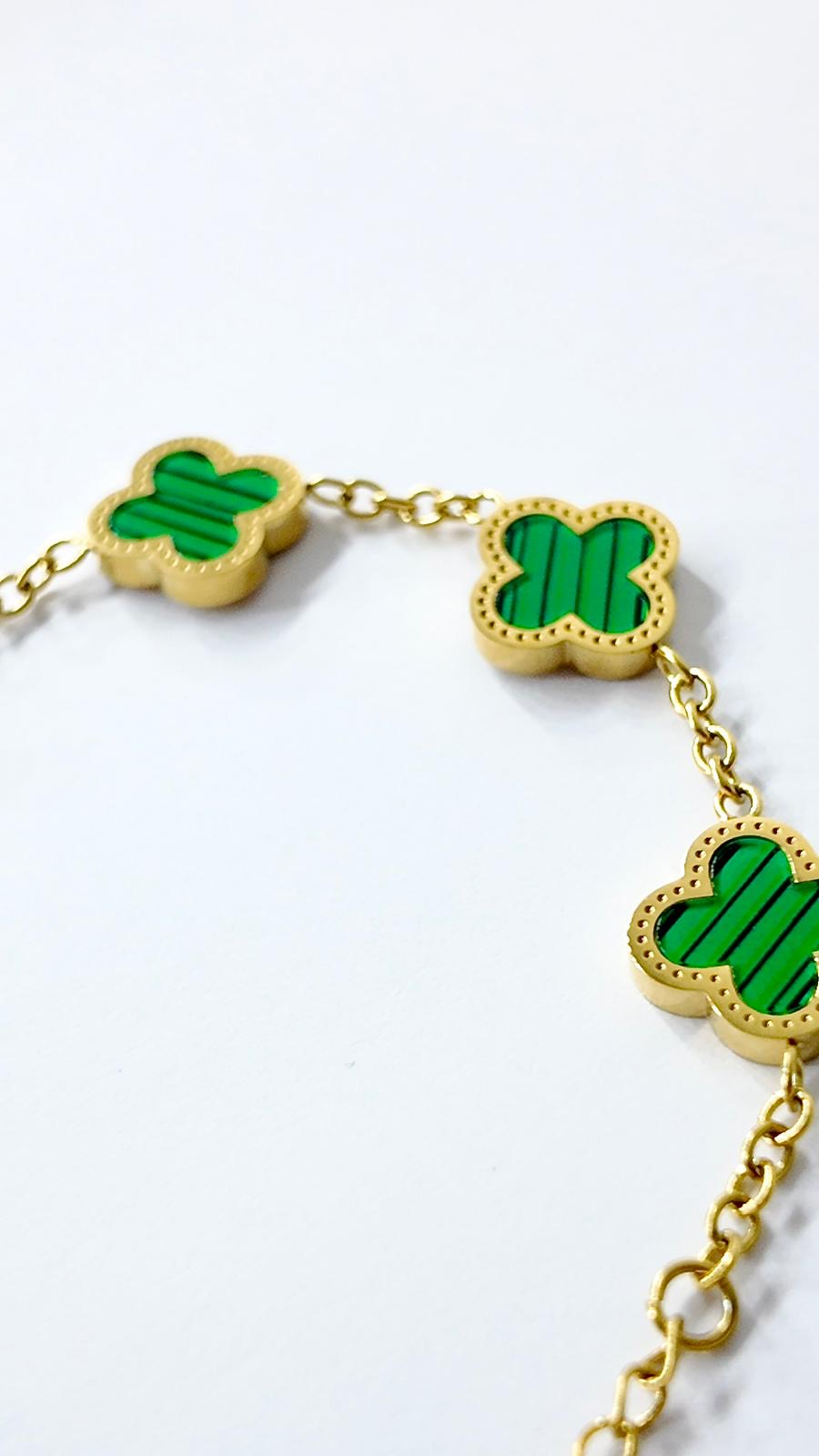 Presence Pearl Green