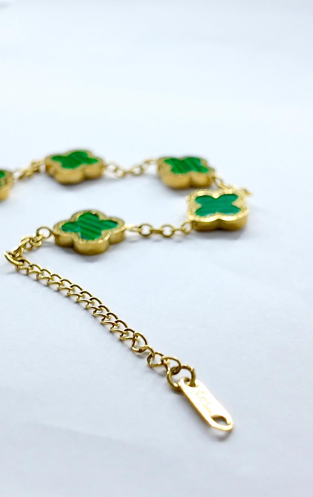 Presence Pearl Green