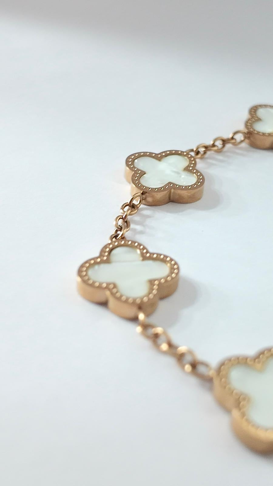 Presence Pearl White